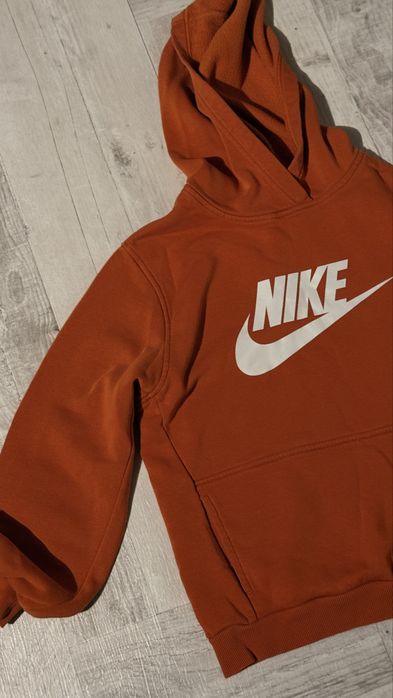 оранжев слуичер найк