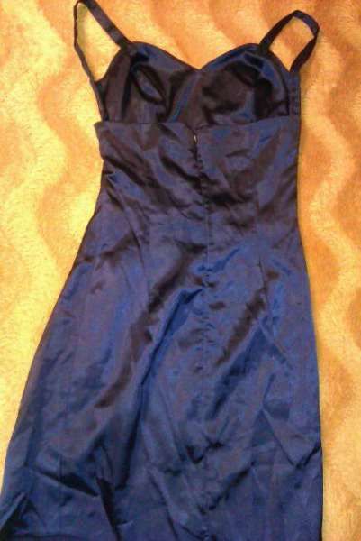 Уникална дамска сатенена рокля