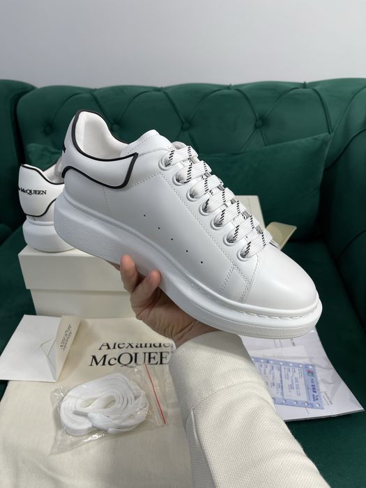 Adidasi Alexander McQueen piele naturala 100% Full Box colectie noua