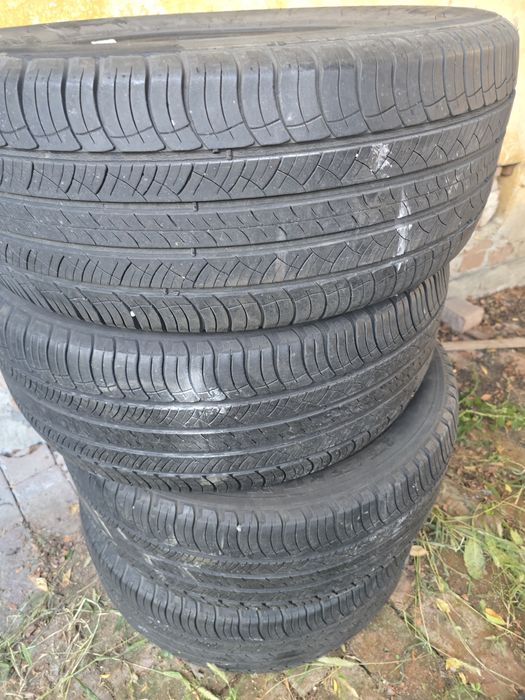 Vand cauciucuri 235 55 R17 ms
