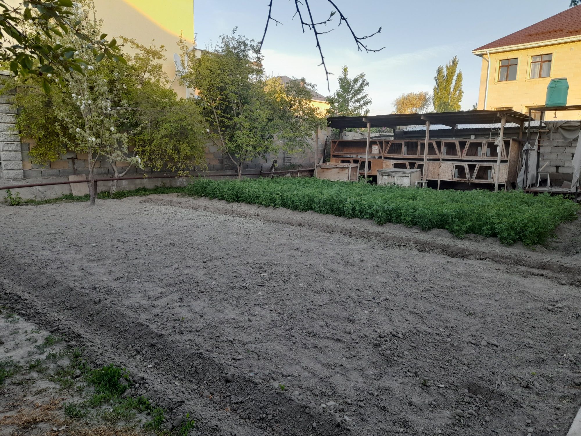 Продам домик срочно! В золотом квадрате.Вариант обмен на залинию.