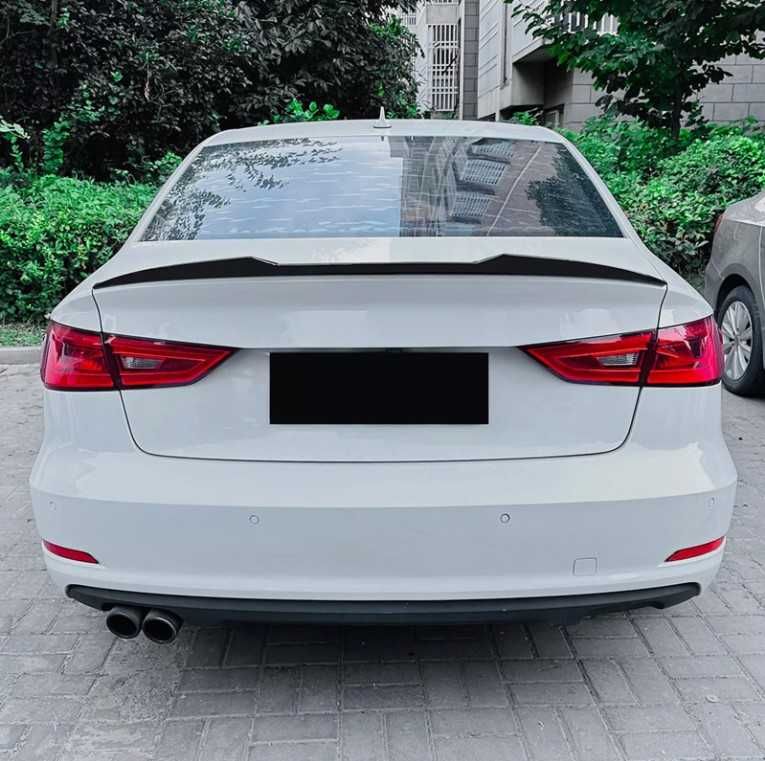 Eleron Audi A3 8V Sedan M4 Style - ABS Negru Lucios