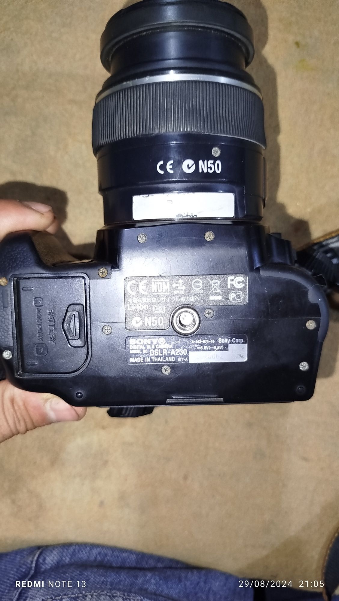 Fotoparat holati yaxshi  xotira kartasi 2 gb