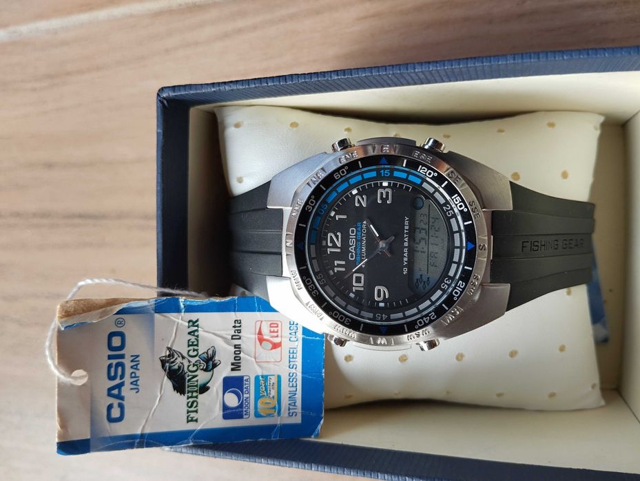 Часовник Casio Fishing Gear