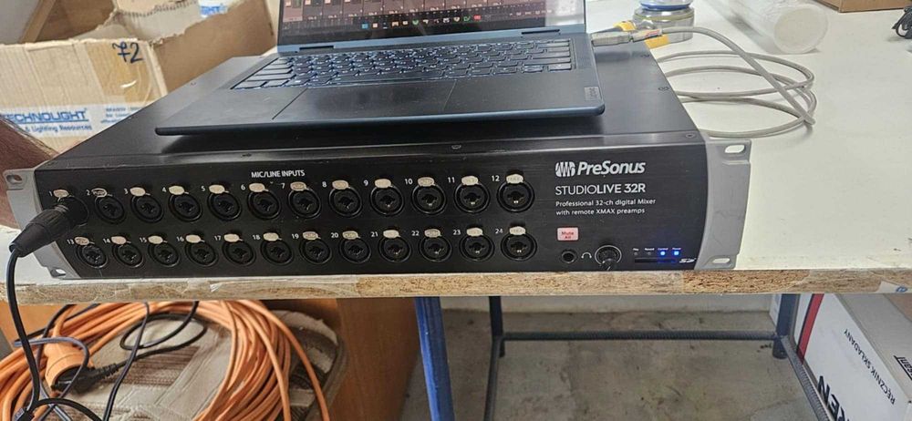 Vând mixer digital Presonus 32SC + Mixer rack 32R