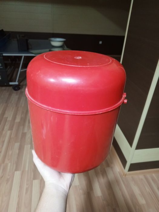 Paxotga peknikga chiqadigan idish