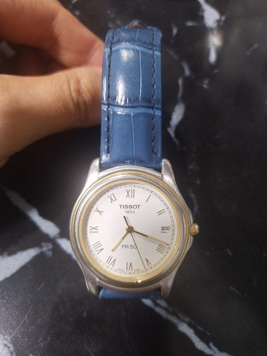Классические часы Tissot