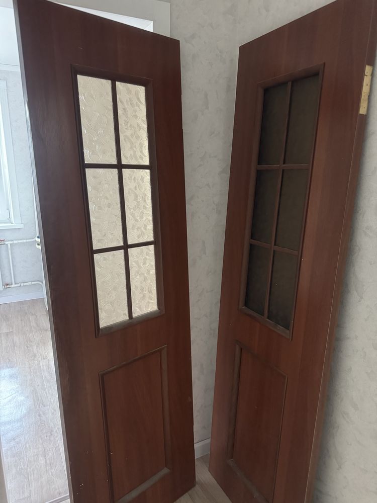 Продам двери в туалет и ванную