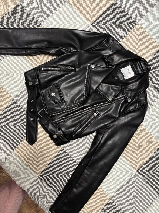 Кожено яке Bershka