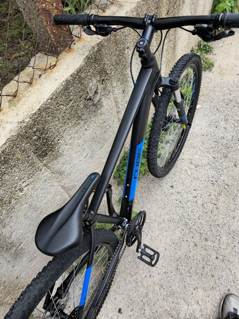 Cube Aim Pro 29 цола М размер Хидравлични дискови 3х8 скорости Обслуж