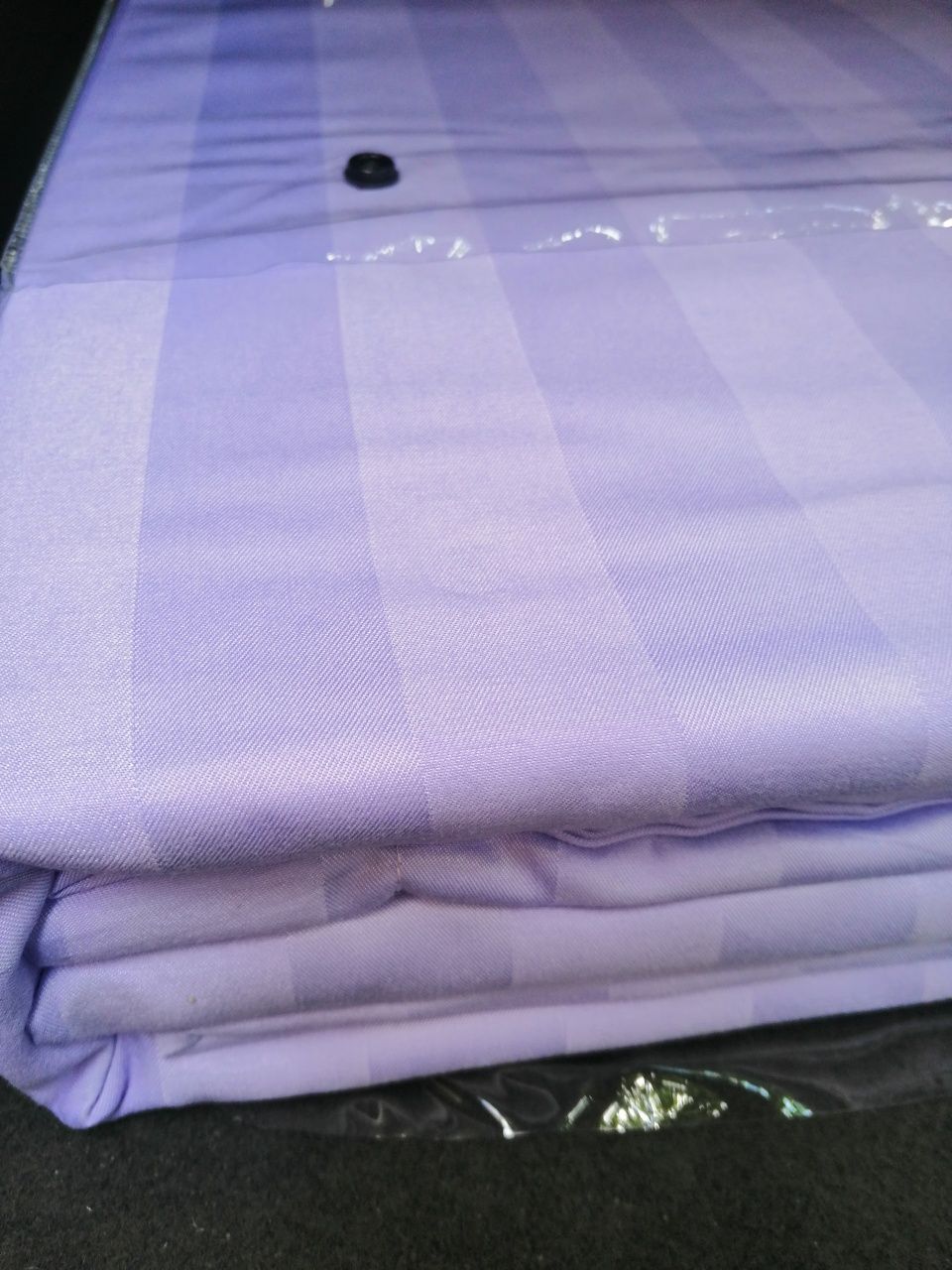 Lenjerie pat king size 6 piese  bumbac damasc premium cu elastic.