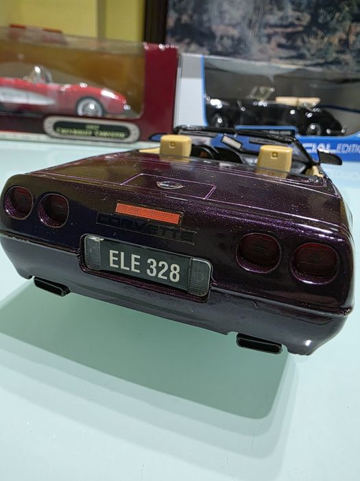 Corvette 1996 (1:18)