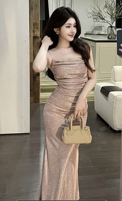 Вечернее платье ,42 р .