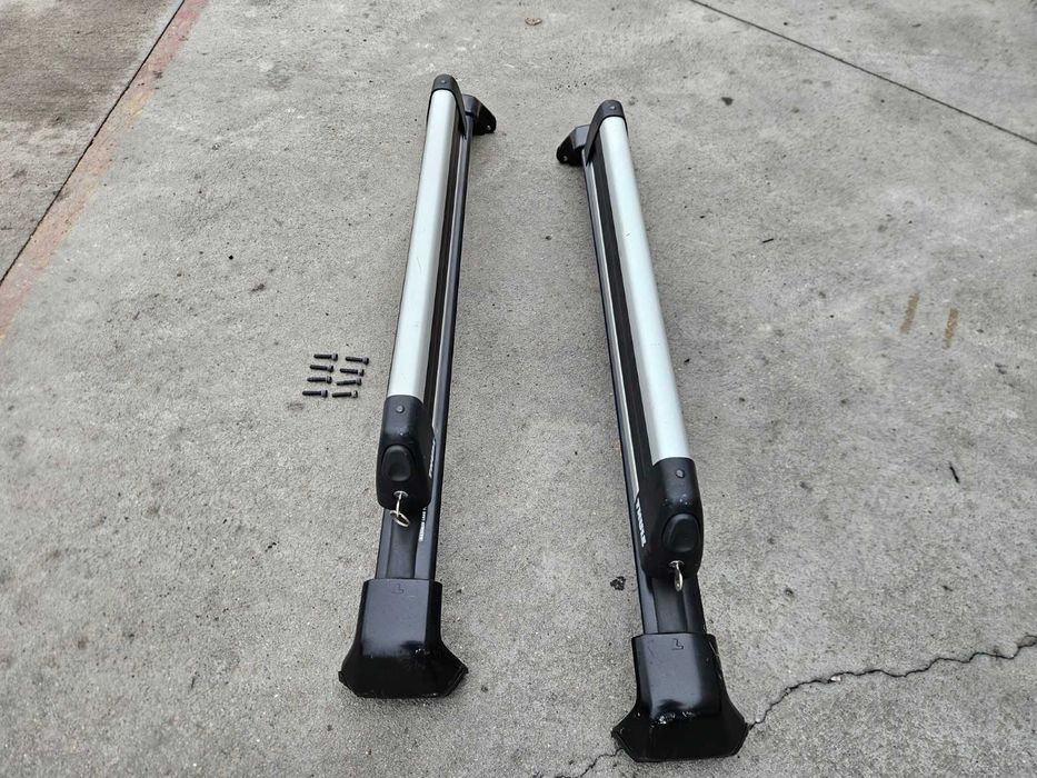 Оригинални греди HONDA CR-V 4 (2013-2018) + THULE багажник за ски