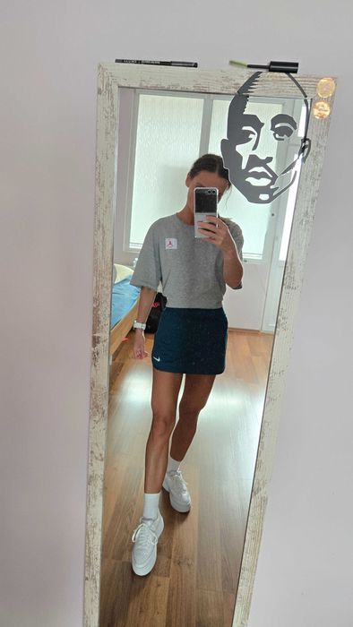 НОВА Nike тенис пола с панталонки, XS