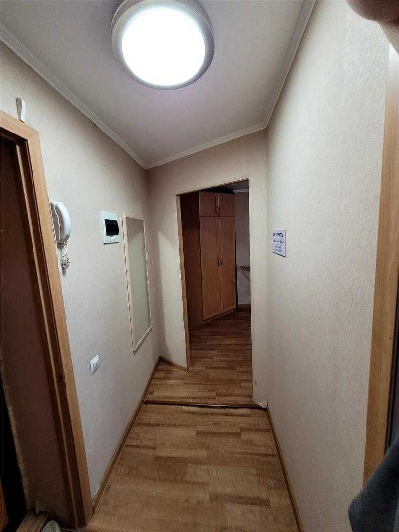Продам 1 ком.кв центр Города рядом с ТЦ Абзал, пр Б.Жырау>
