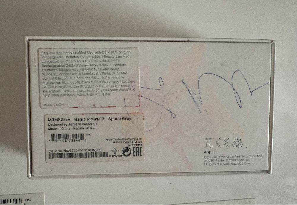 MacBook Pro 13 inch, M1, 2020 cu mouse