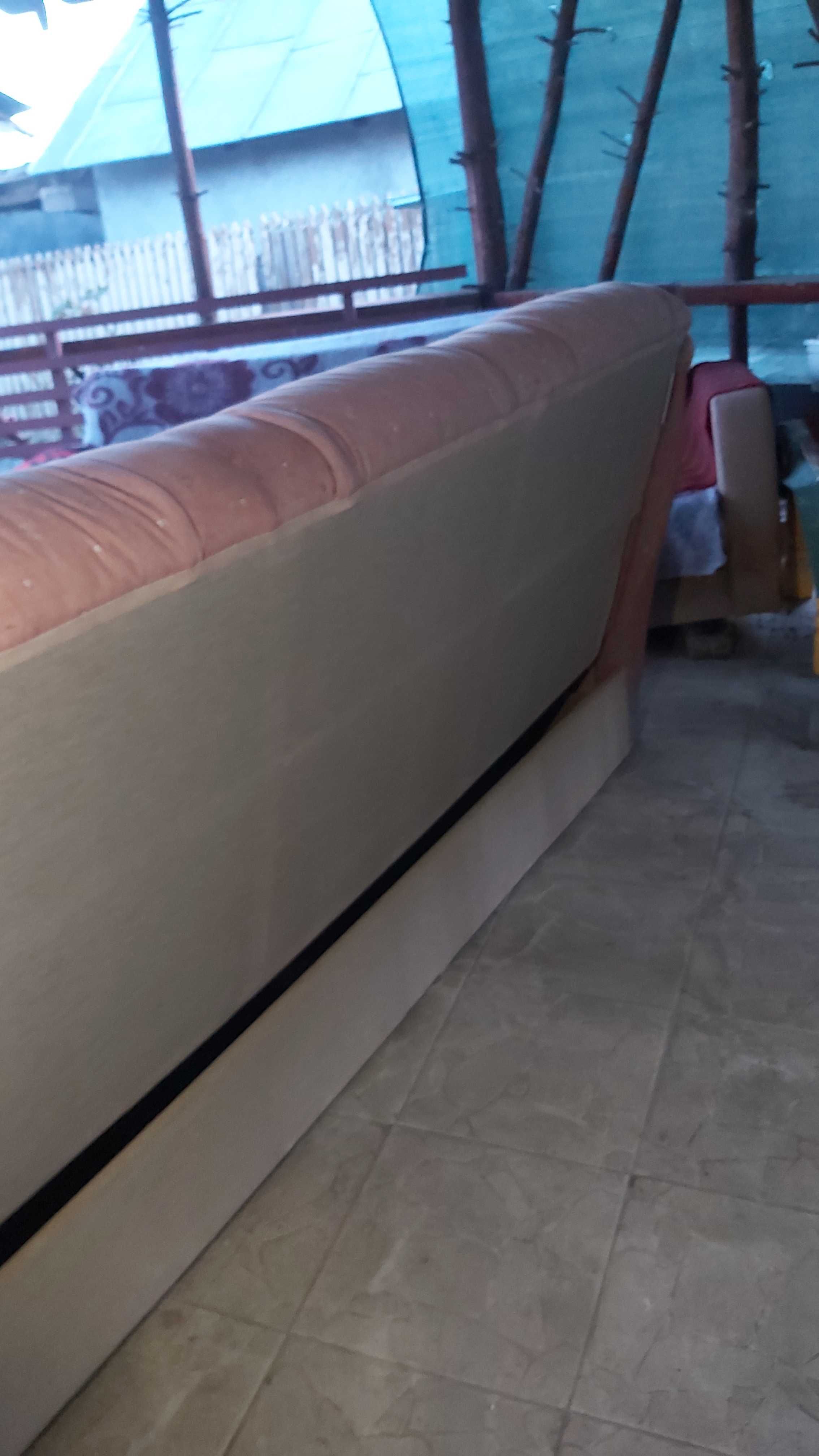 Canapea extensibila cu saltea tip relaxa