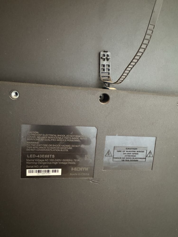LG televizor 43 duyumli