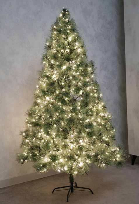 Продам новогоднюю ёлку с гирляндой роса