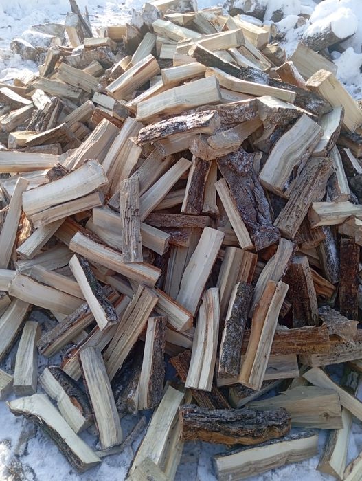 Дрова продам кубами мешками