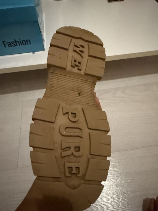 Ботинки зимние размер 36