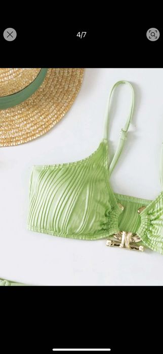 Комплект бански от три части в зелено