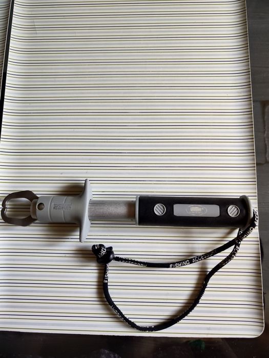 Grip Jaxon cu cântar 50 lb (23kg)