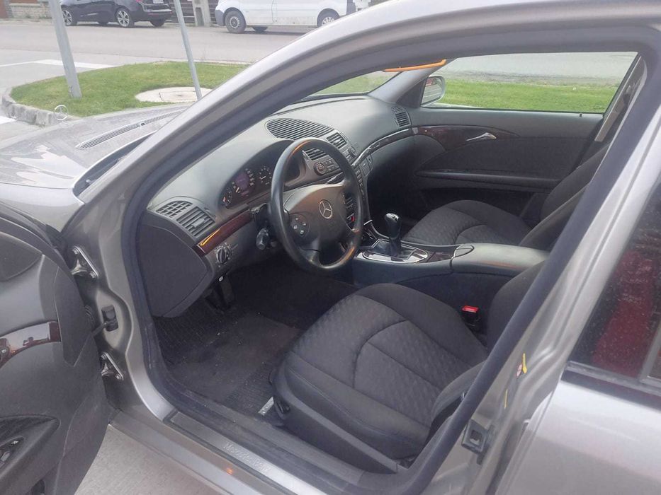 Mercedes -Benz E Class 211 CDI 2004 - Stare Inpecabila