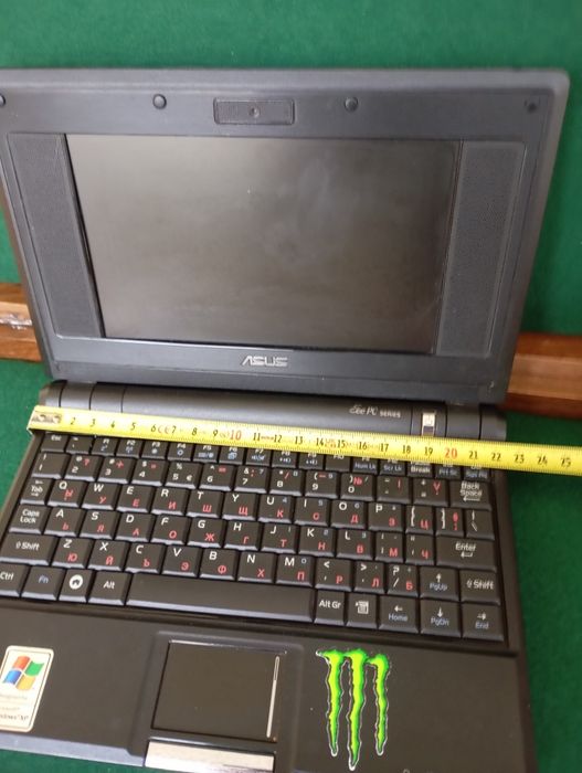 Малък Лаптоп Асус / Нотбук