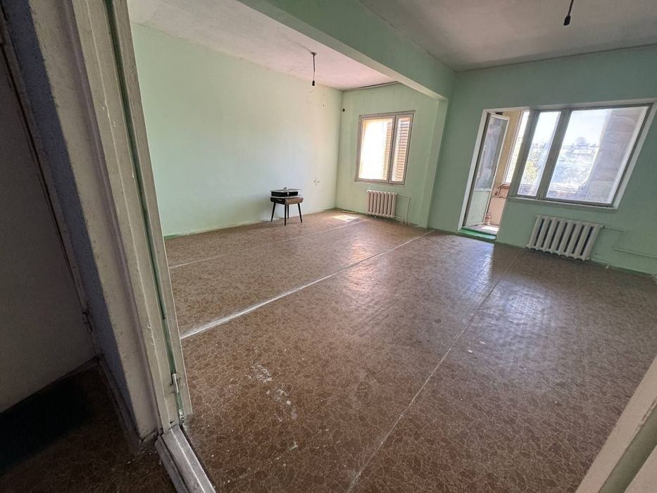 Юнусобод 9кв 4/5/5 Сотилади