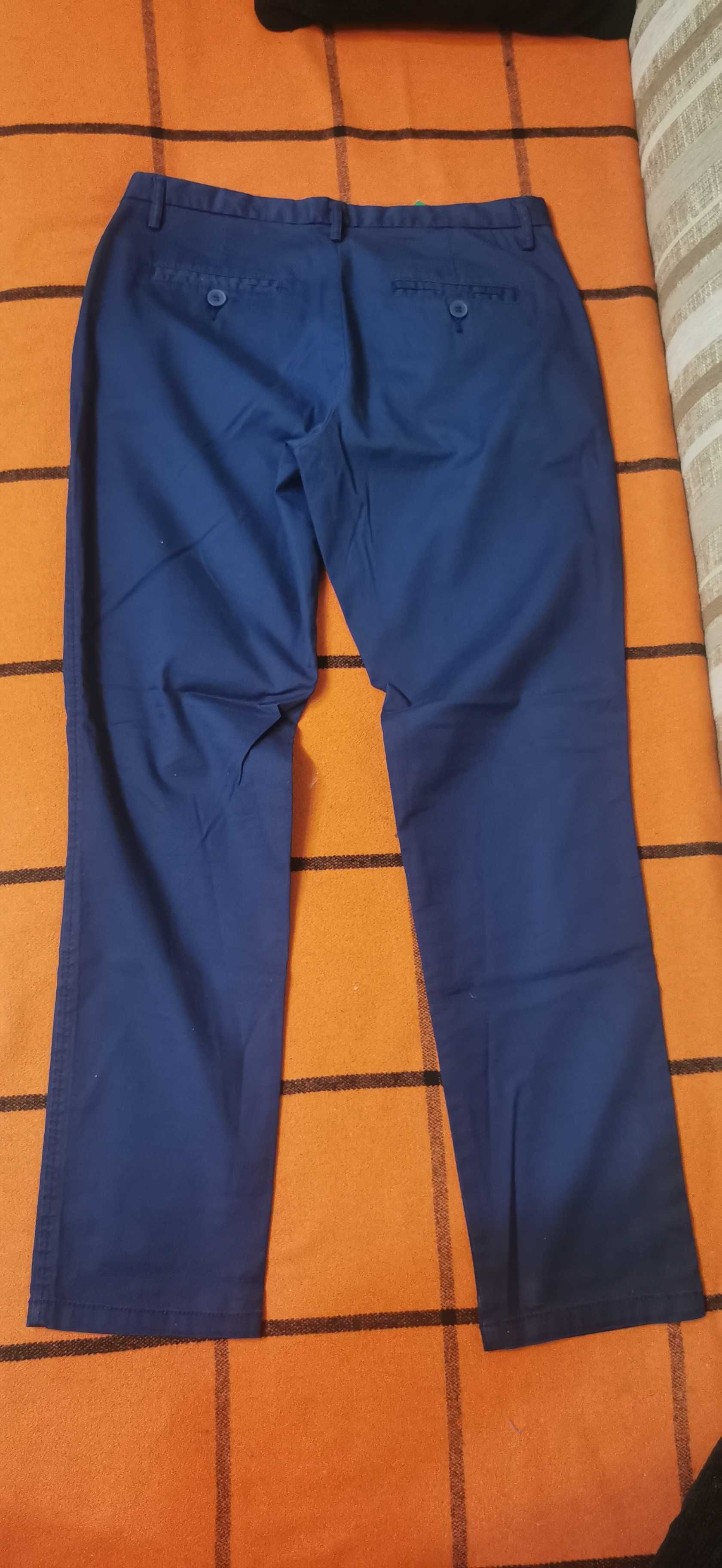 Pantaloni casual United Colors of Benetton