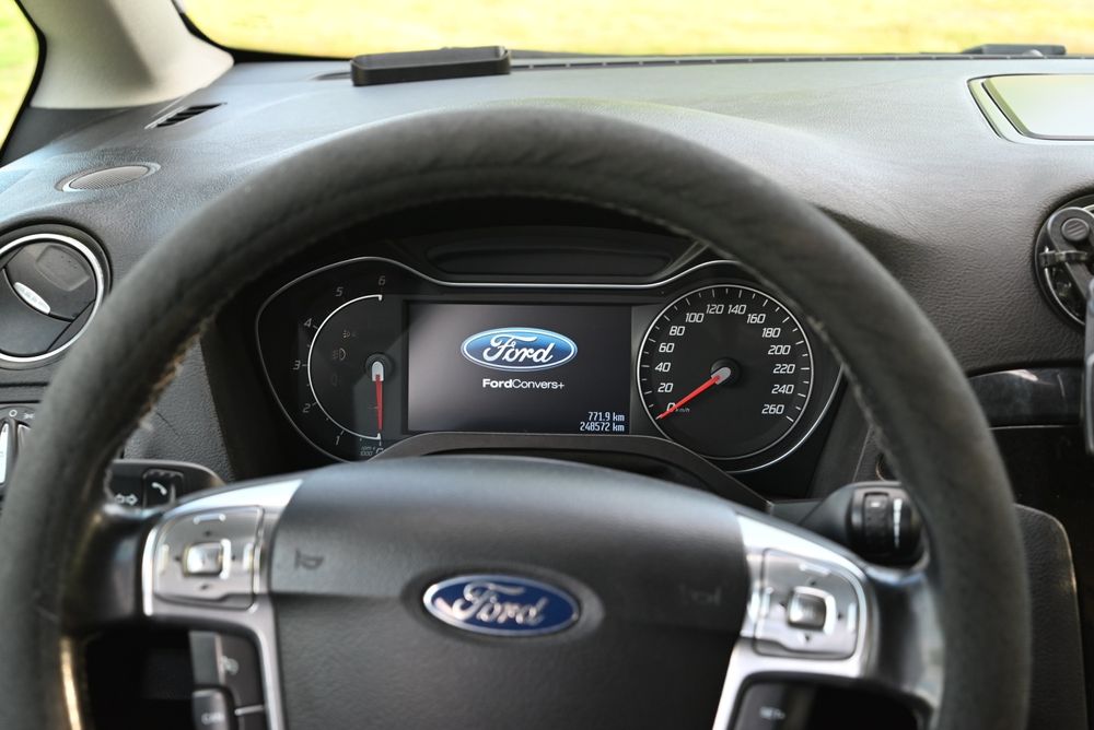 Vand Ford Galaxy 7 locuri