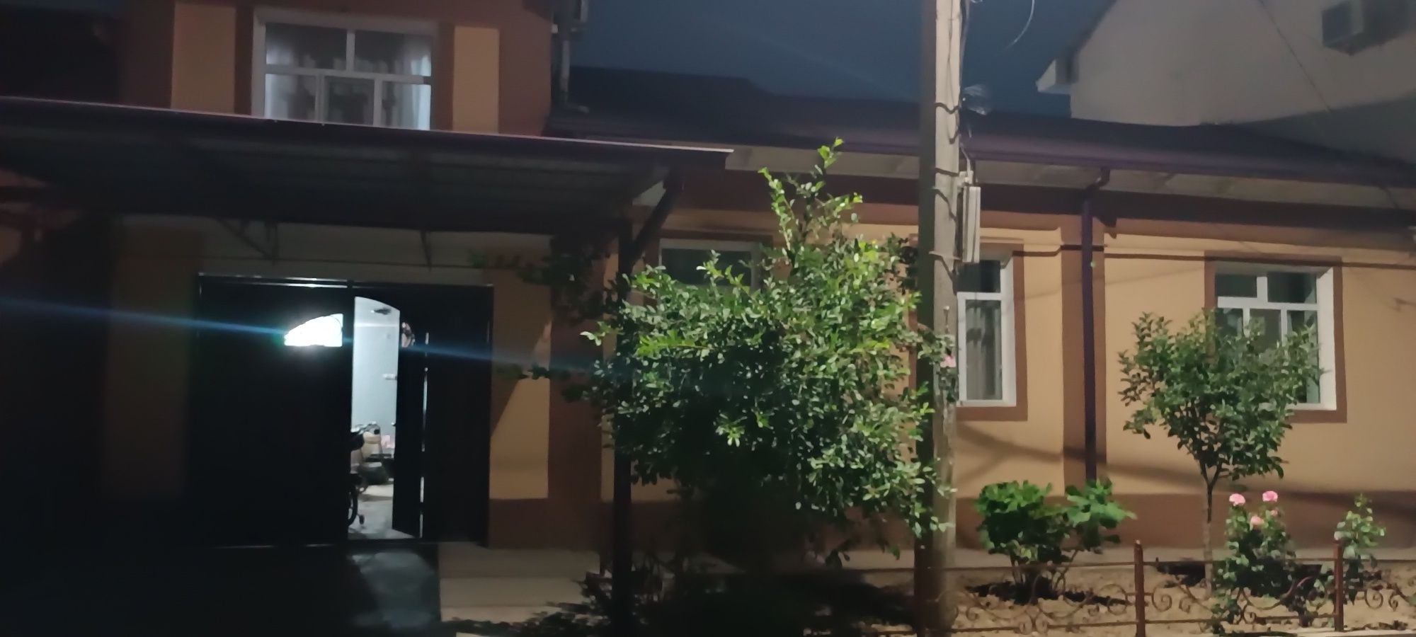 В центре Чиланзара продается подряд 2 участка по 3.8 сотки!