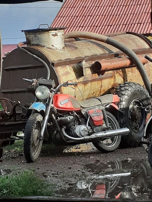 Продам мотоцикл Иж юпитер 4