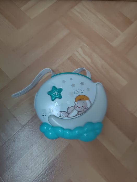 Vând proiector de lumini noapte