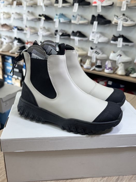 Ghete Woden Dama - 37