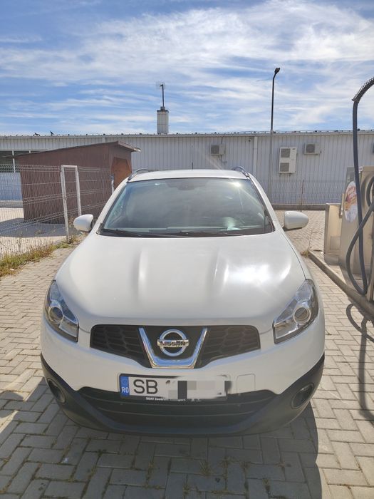 Vând  Nissan Qashqai