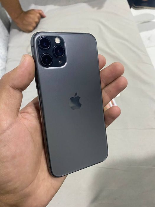Iphone 11 pro sotiladi narxi kelishiladi