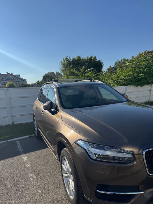 Volvo XC 90 Momentum