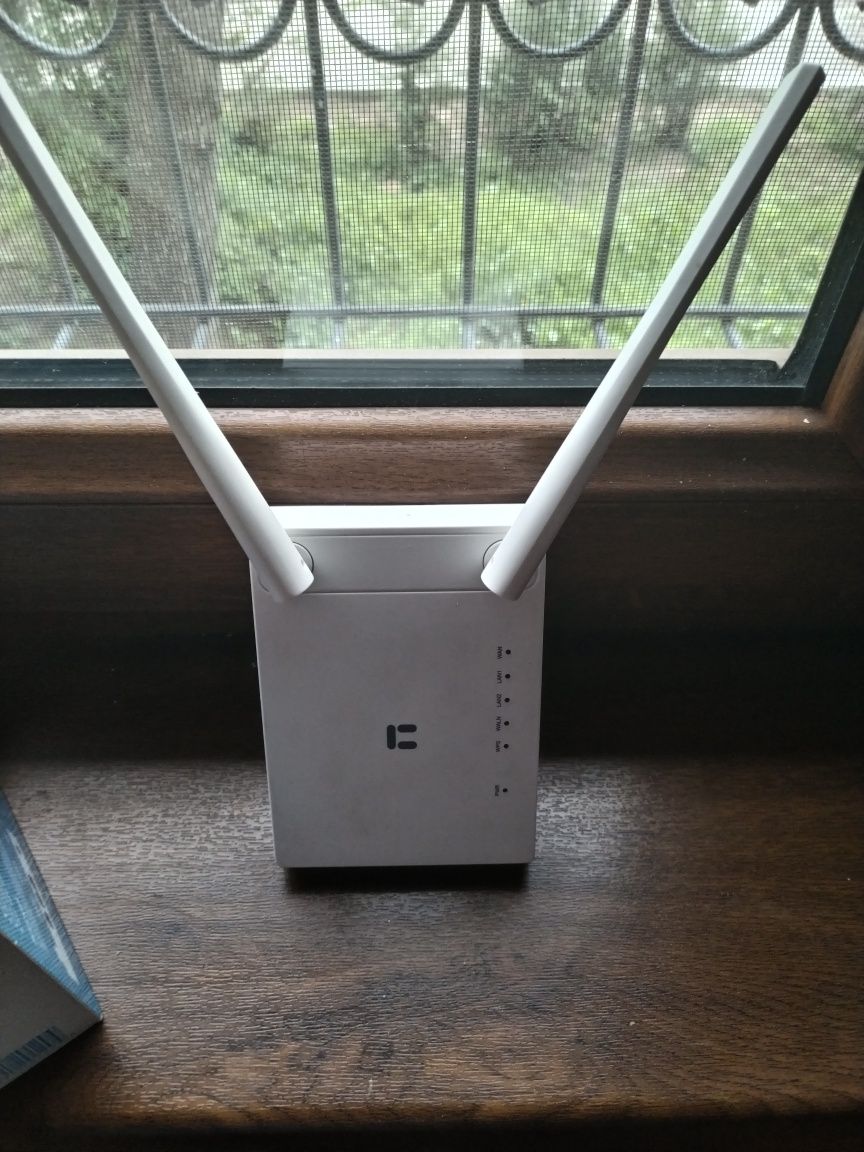 Wi-Fi роутер Netis
