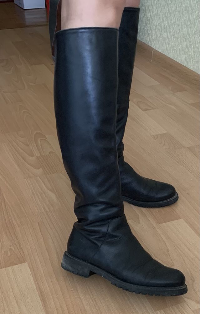 Продам зимние сапоги
