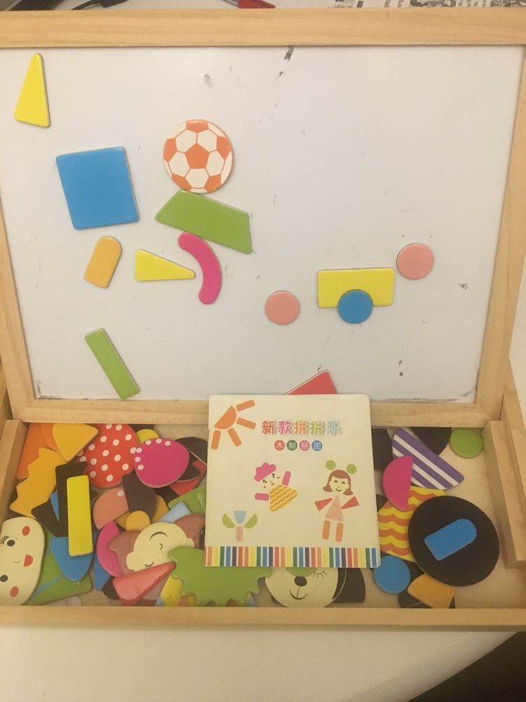 Puzzle magnetic din lemn si tabla 3 in 1 - Tablita educativa