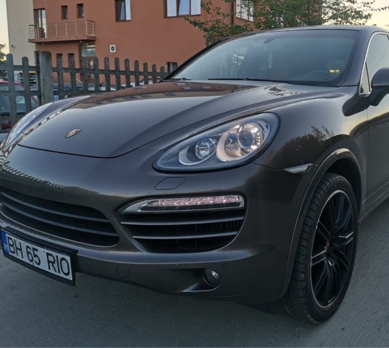 Set de faruri porsche cayenne gts