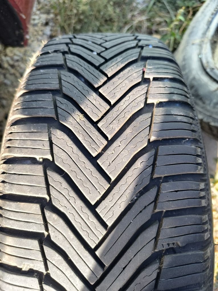 Зимни гуми Michelin 205/60/16