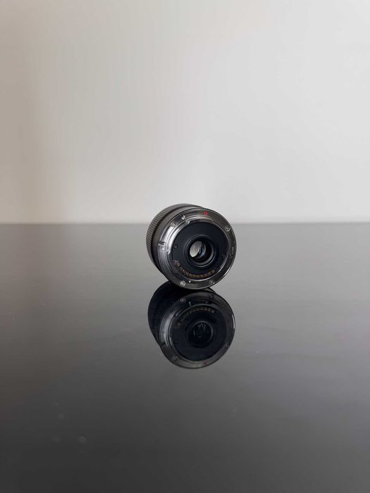 Obiectiv Laowa 7.5mm F2 MFT Diafragma Auto
