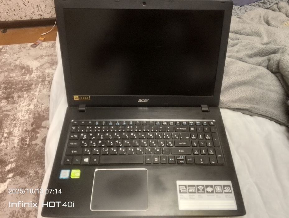 Noutbuk acer sotiladi