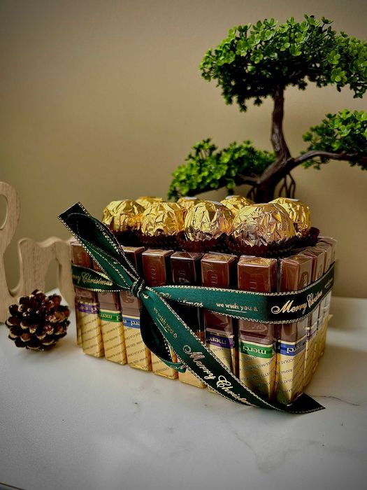 Vand cosuri cadou de Craciun