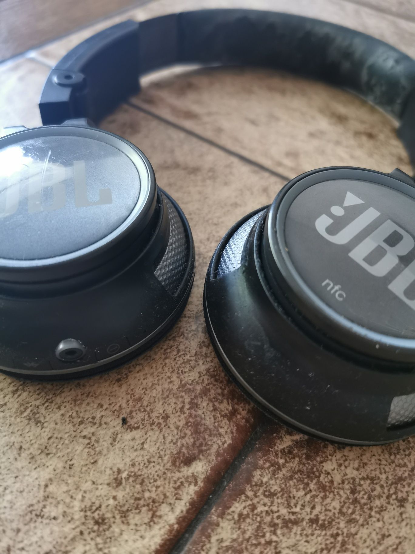 JBL Soundfly și Airplay, JBL Synchros S400 BT