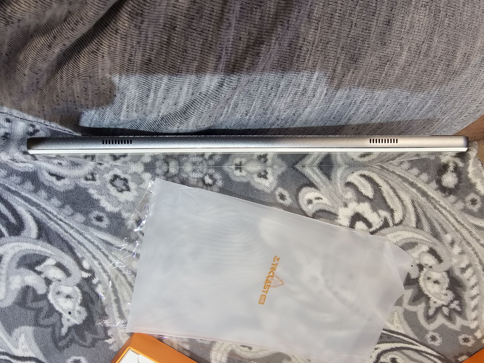 Таблет 10 инча teclast m30